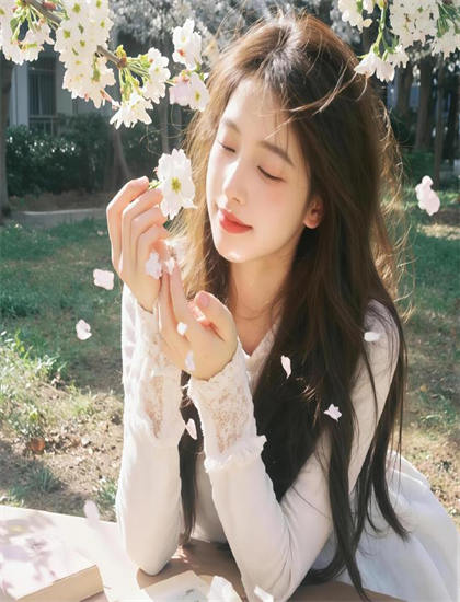 《梦想酒店精彩绝伦的：塞舌尔》不同结局版本比较：导演剪辑版差异分析